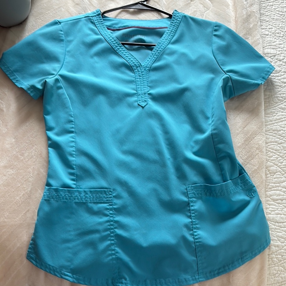 Aqua V-Neck Short Sleeve Women's scrub set